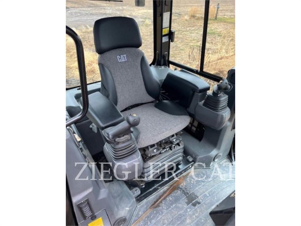 CAT D4 Crawler dozers