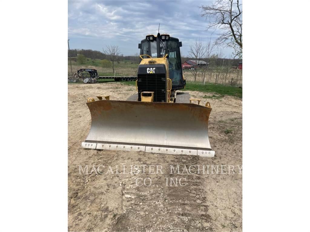 CAT D4K2 XL Crawler dozers