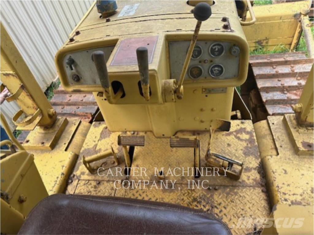 CAT D5 Crawler dozers