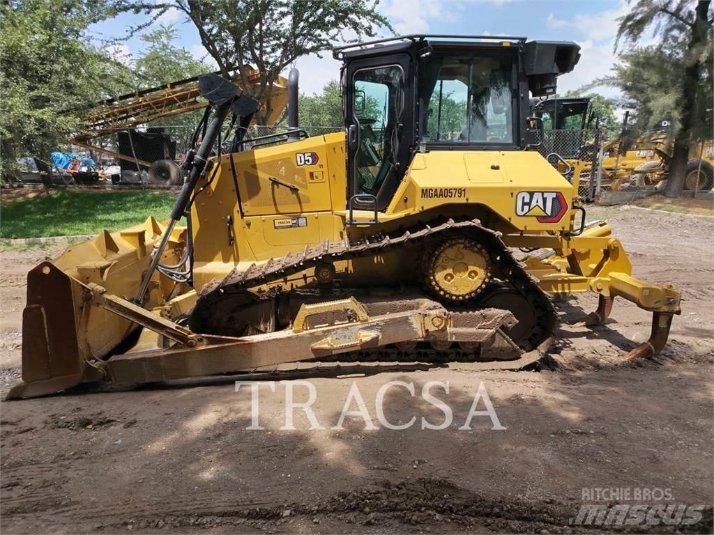 CAT D5 Crawler dozers