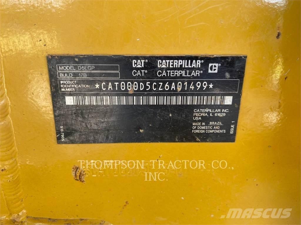 CAT D5 Crawler dozers