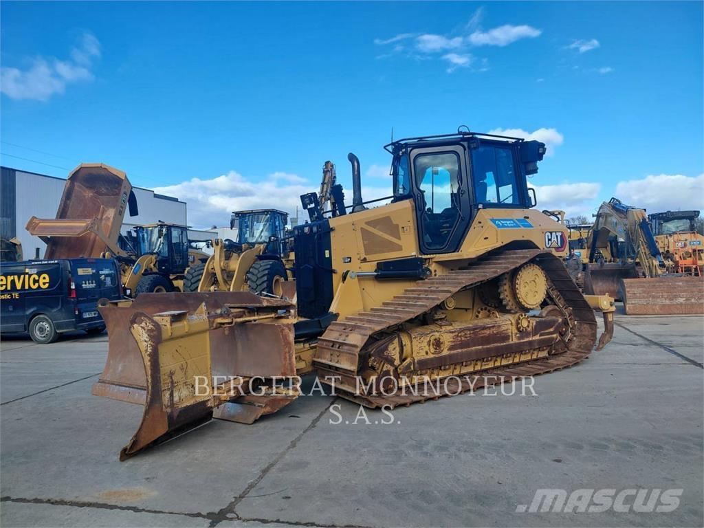 CAT D5 Crawler dozers