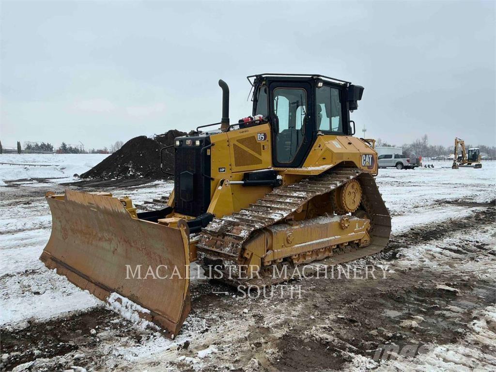 CAT D5 Crawler dozers