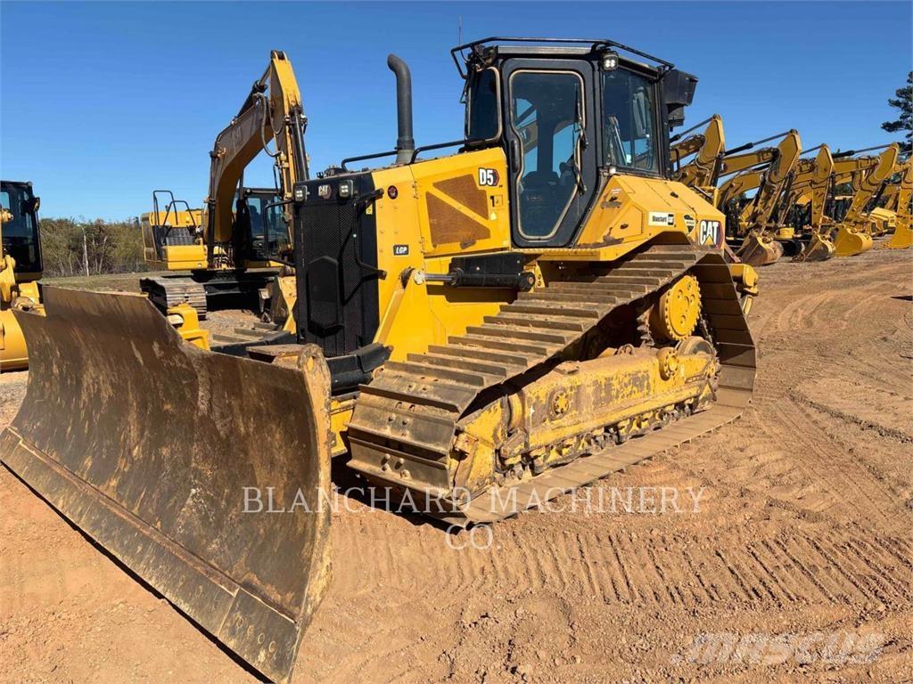 CAT D5 LGP Crawler dozers