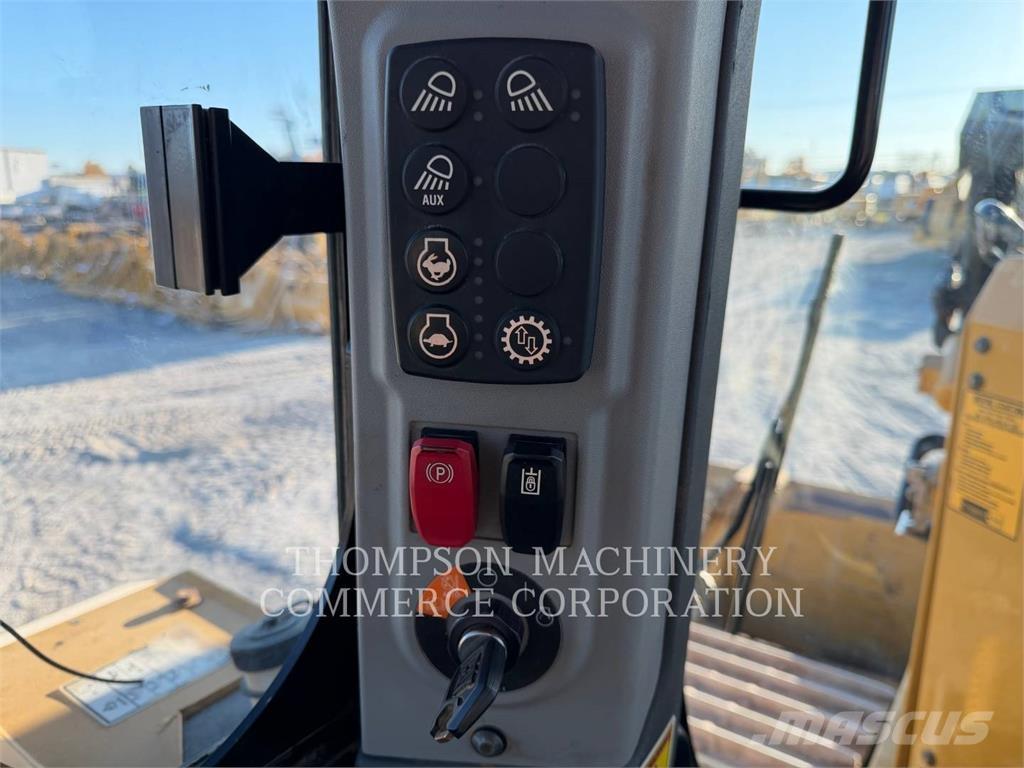 CAT D6 LGP Crawler dozers