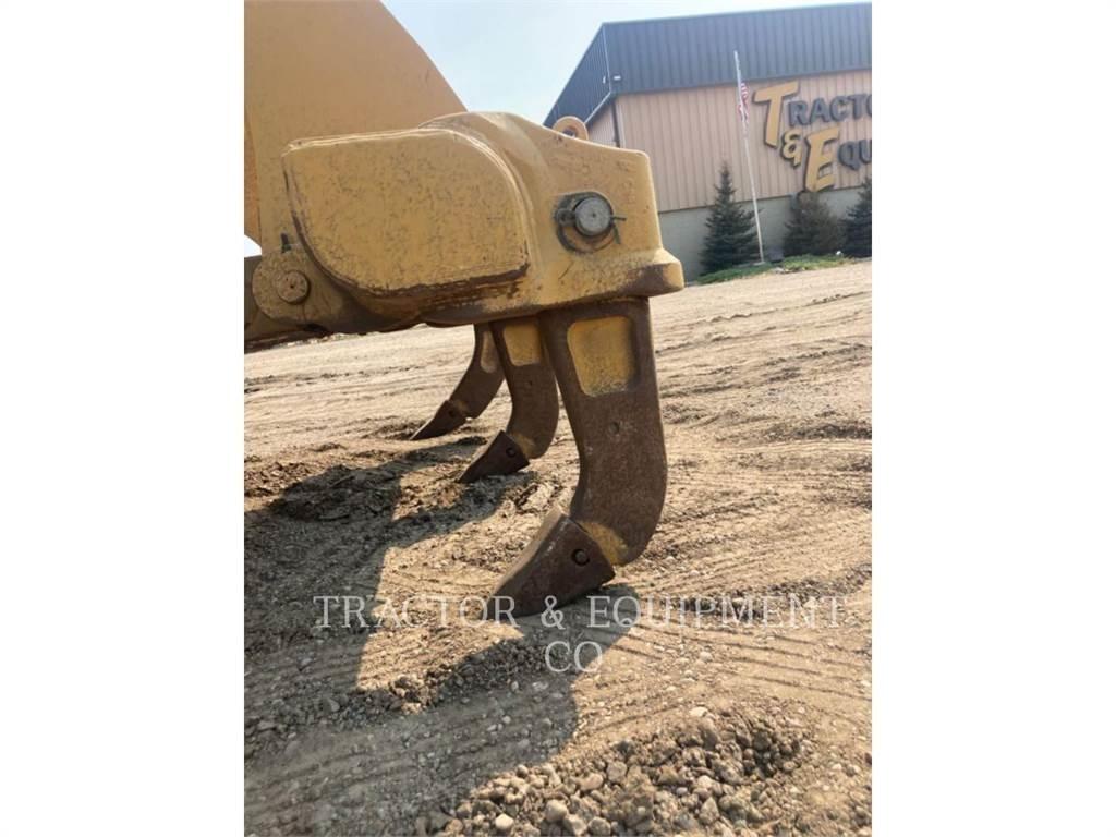 CAT D6 LGPVPAT Crawler dozers