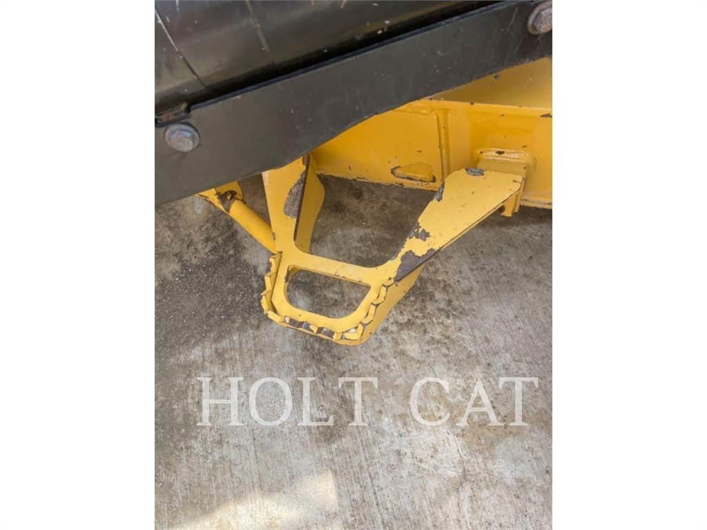 CAT D6 VP Crawler dozers