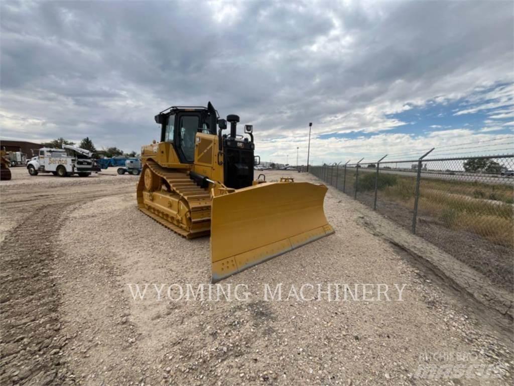 CAT D6 VP Crawler dozers