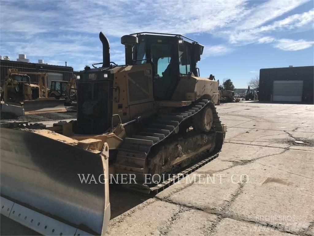 CAT D6 VP Crawler dozers