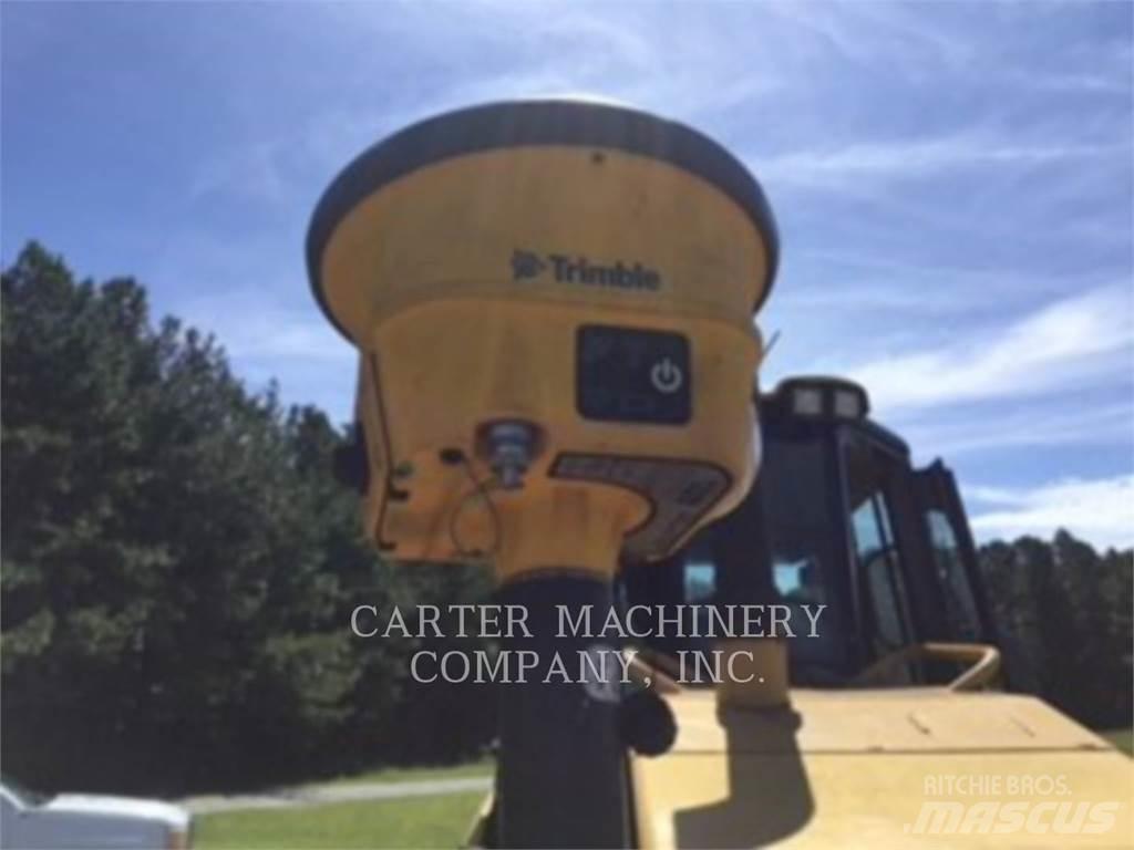 CAT D6K LGP Crawler dozers