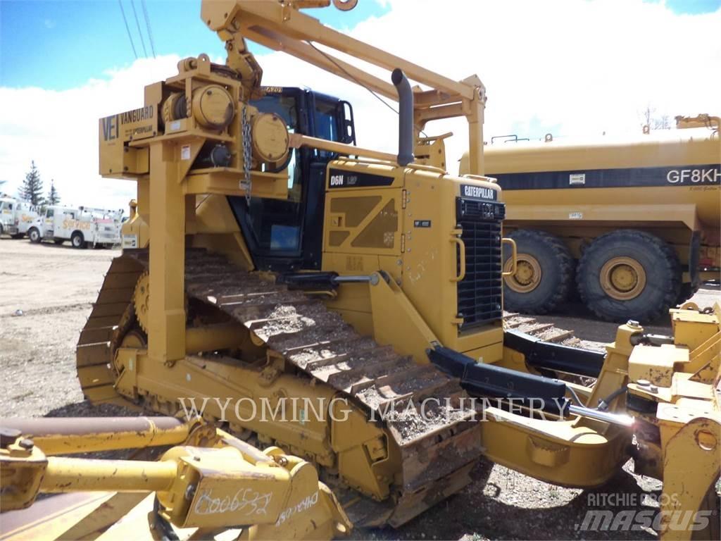CAT D6N LGP Pipelayer dozers