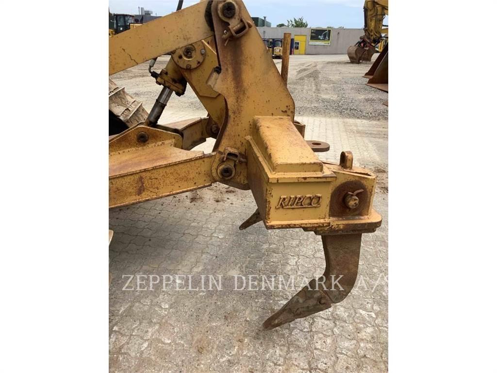 CAT D6R Crawler dozers