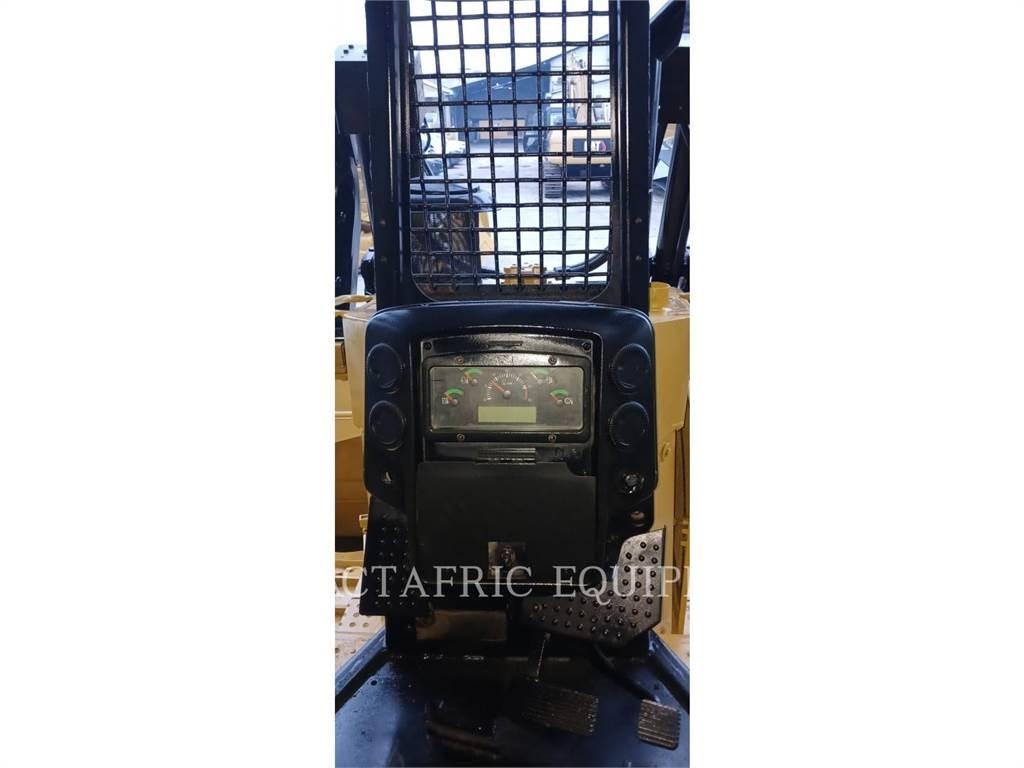 CAT D6R2 Crawler dozers