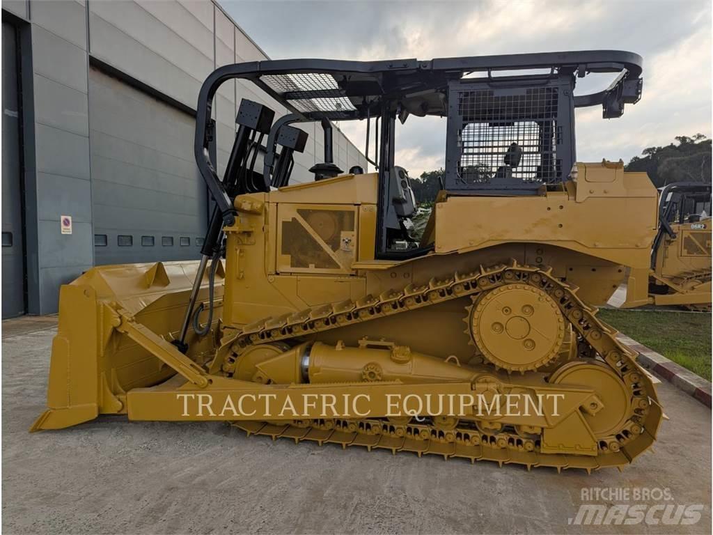CAT D6R2 Crawler dozers