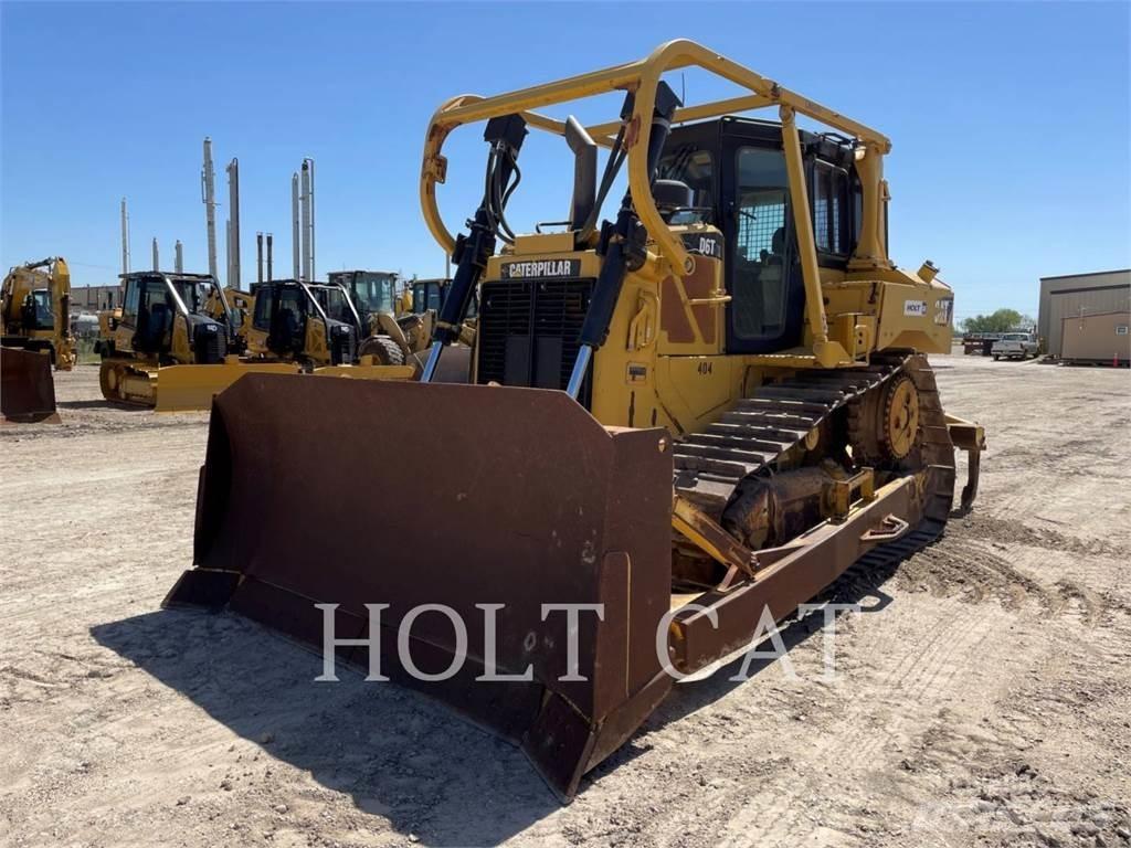 CAT D6T Crawler dozers