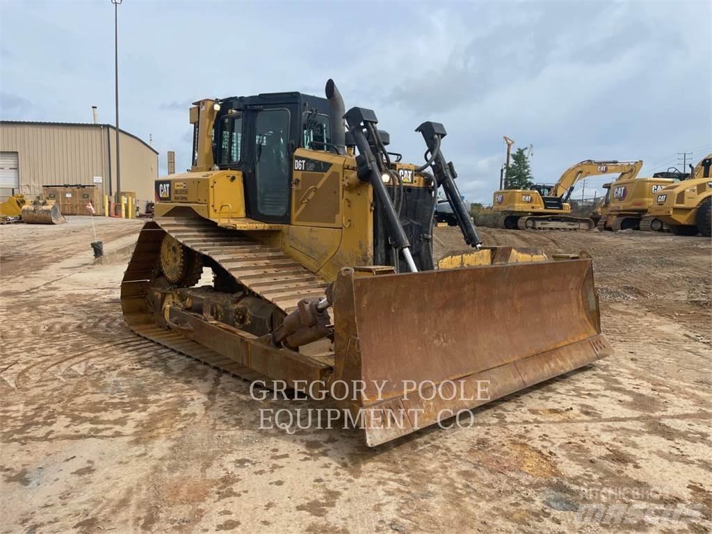 CAT D6T Crawler dozers
