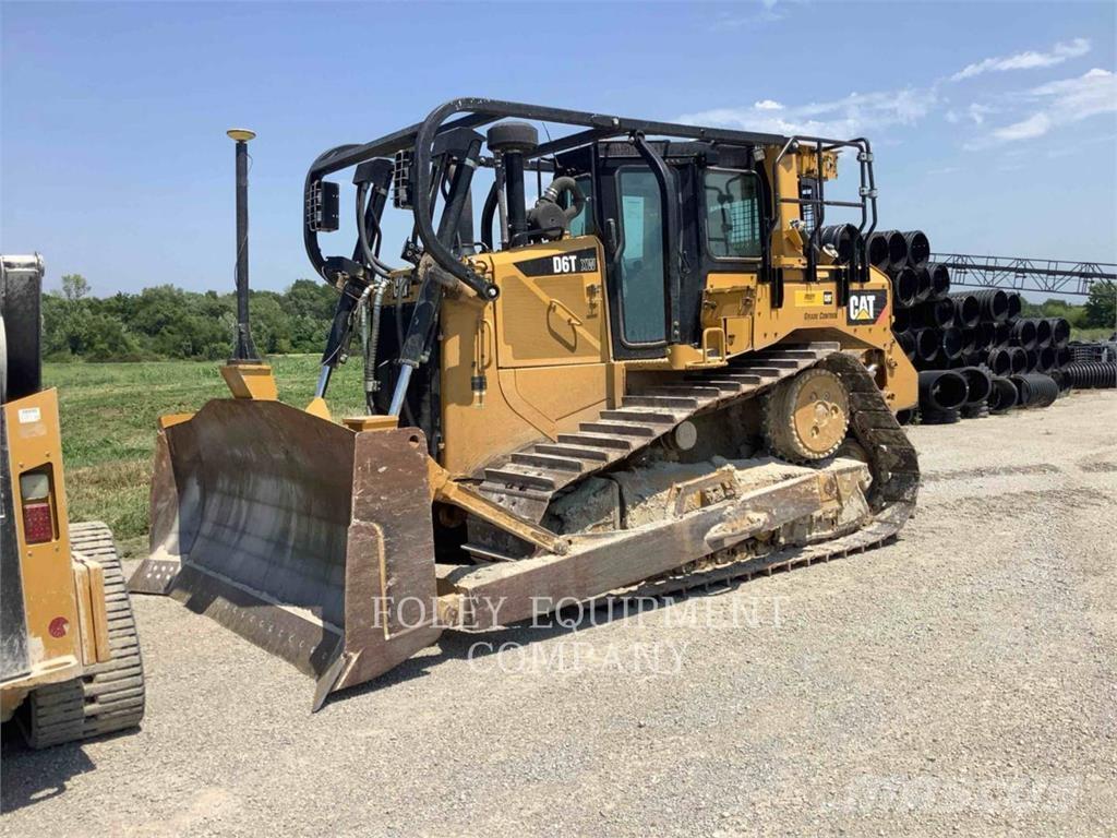 CAT D6T Crawler dozers