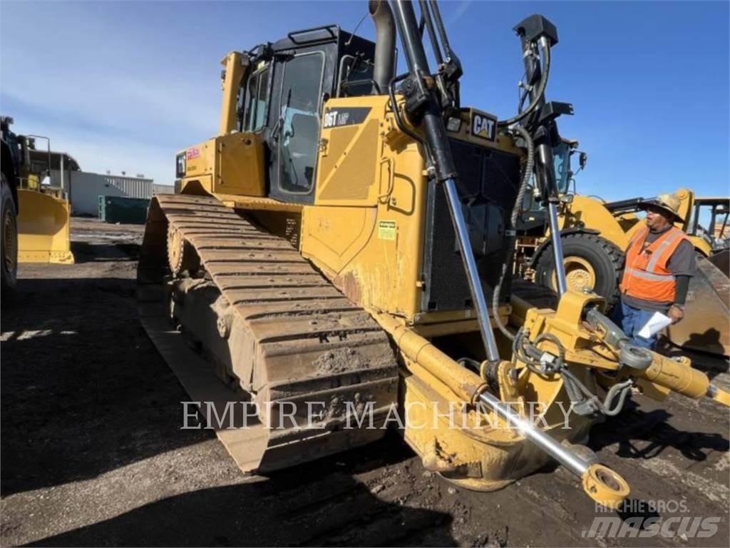 CAT D6T LGP Crawler dozers