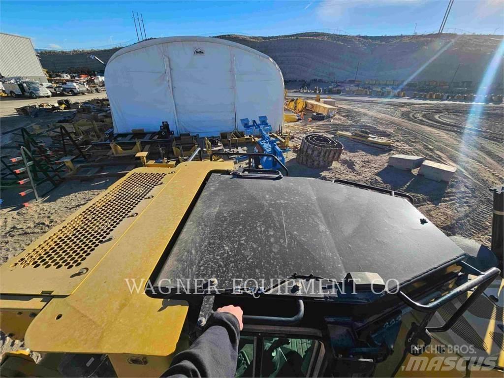 CAT D6T LGPVPT Crawler dozers