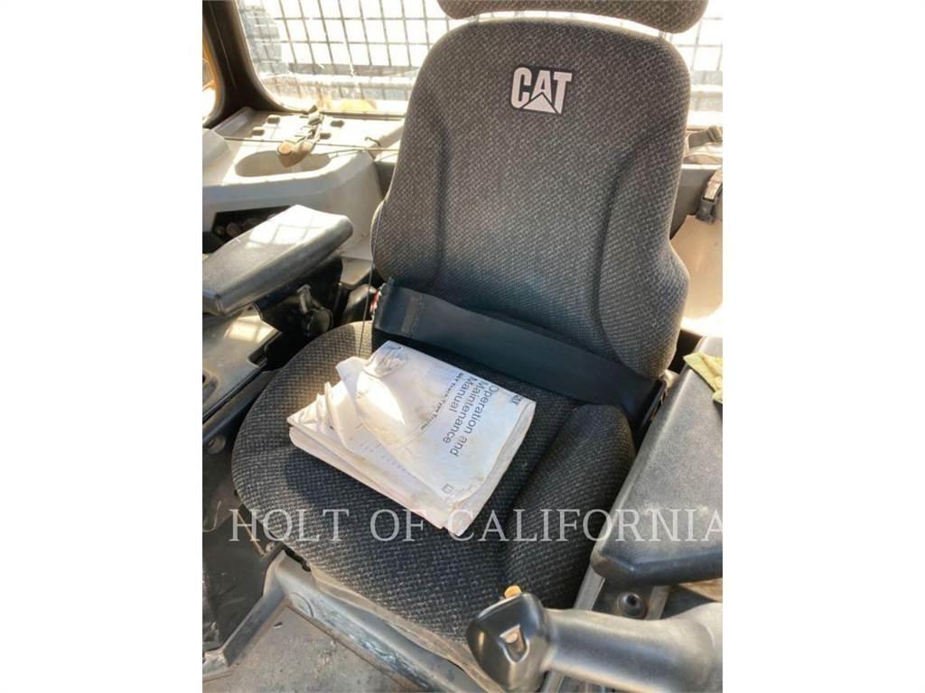 CAT D6T XL Crawler dozers