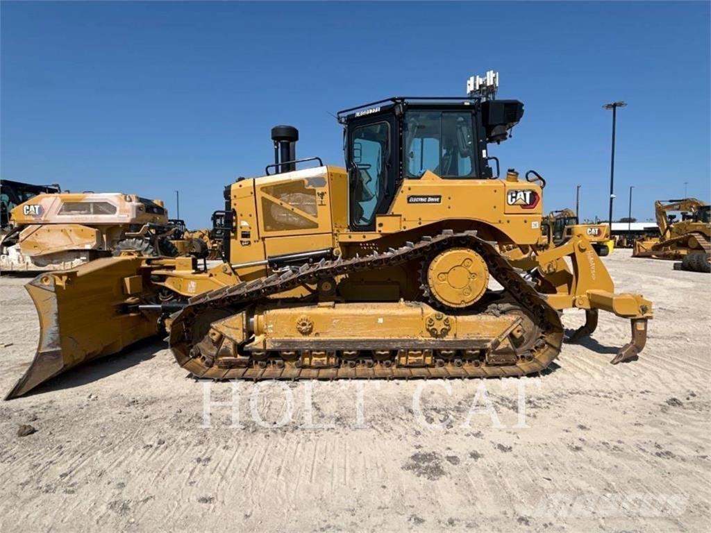 CAT D6XELGPVP3 Skid steer loaders