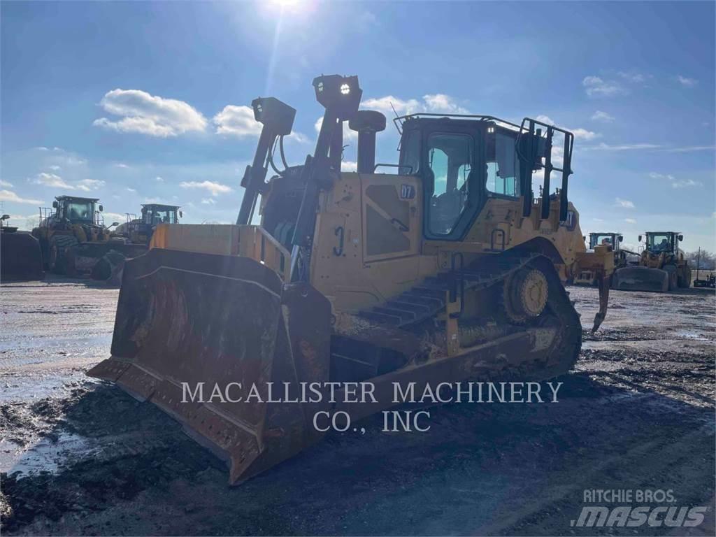 CAT D7 Crawler dozers
