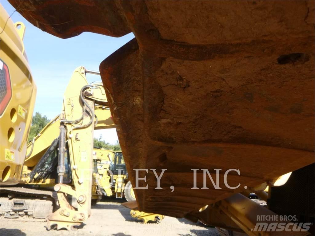 CAT D7-17 Crawler dozers