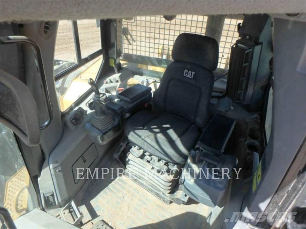 CAT D7E Crawler dozers