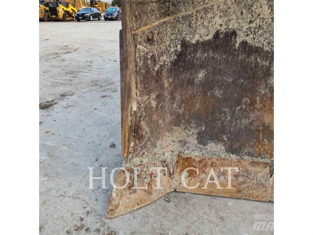 CAT D8T Crawler dozers