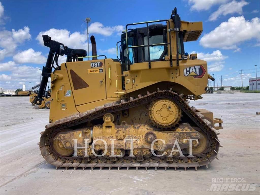 CAT D8T Crawler dozers