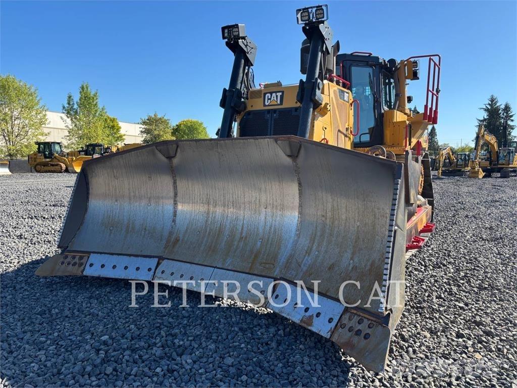 CAT D8T Crawler dozers