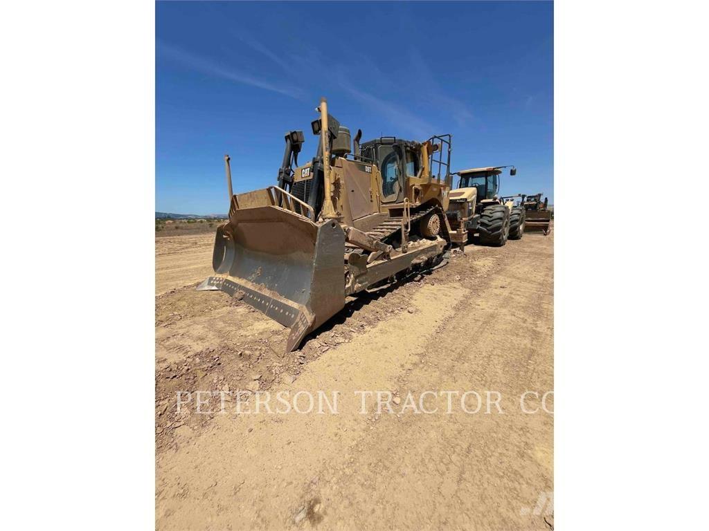 CAT D8T Crawler dozers