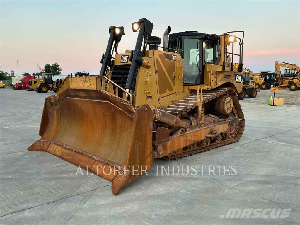 CAT D8T Crawler dozers