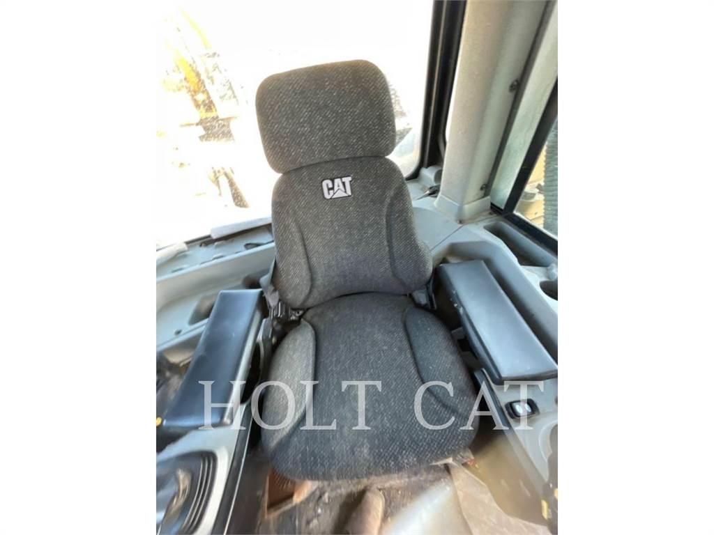 CAT D8T MS3 Crawler dozers