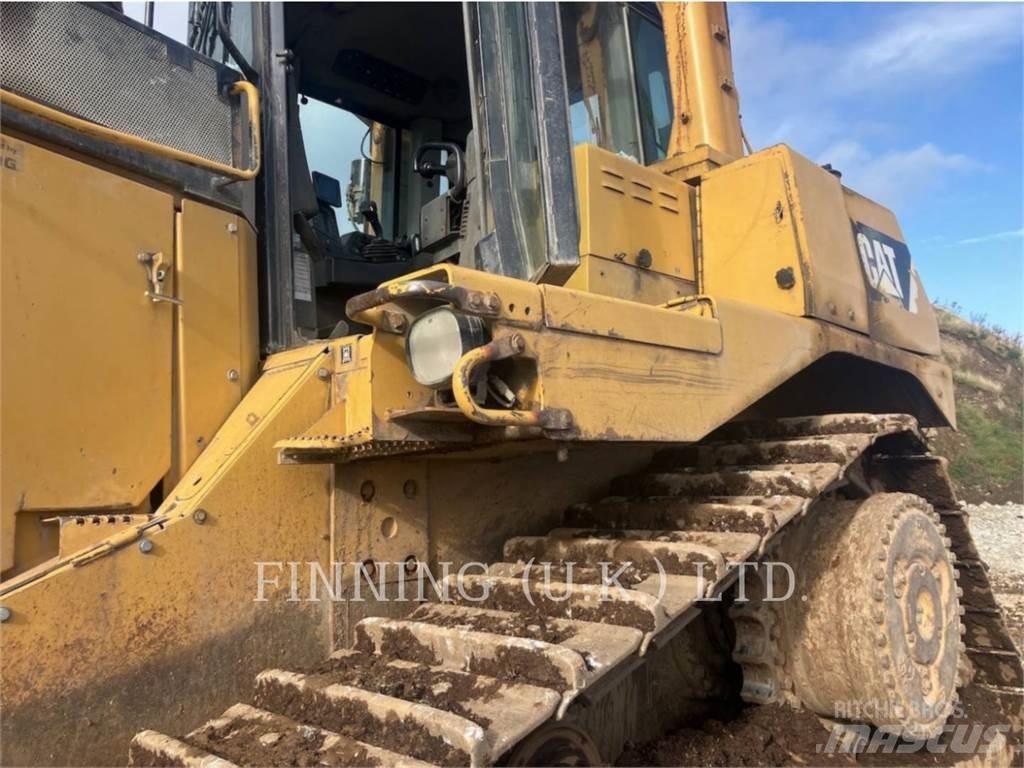 CAT D9 Crawler dozers