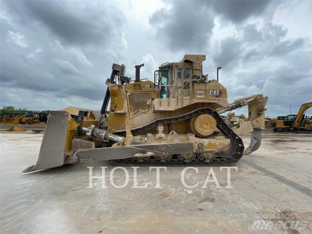 CAT D9 Crawler dozers