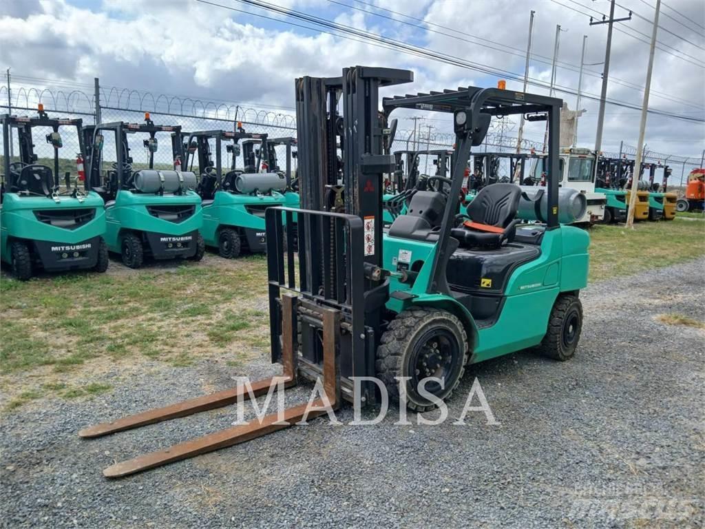 CAT FG30N5-GLE Forklift trucks - others