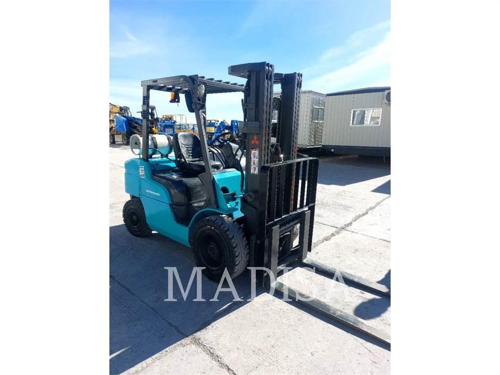 CAT FG30N5-LE Forklift trucks - others