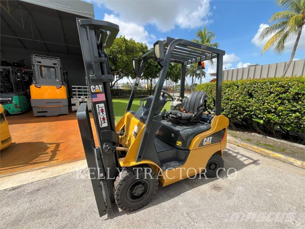 CAT MCFGP18N5 LPG trucks