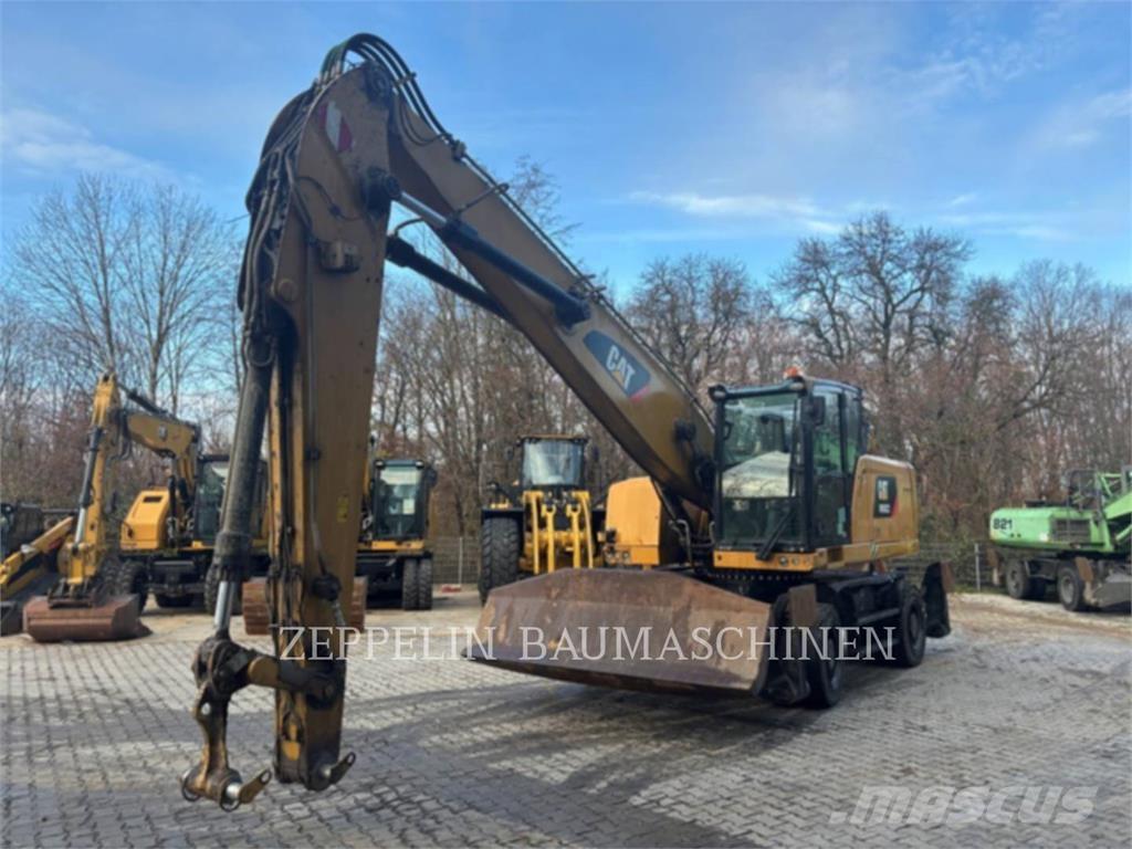 CAT MH3022 Demolition excavators