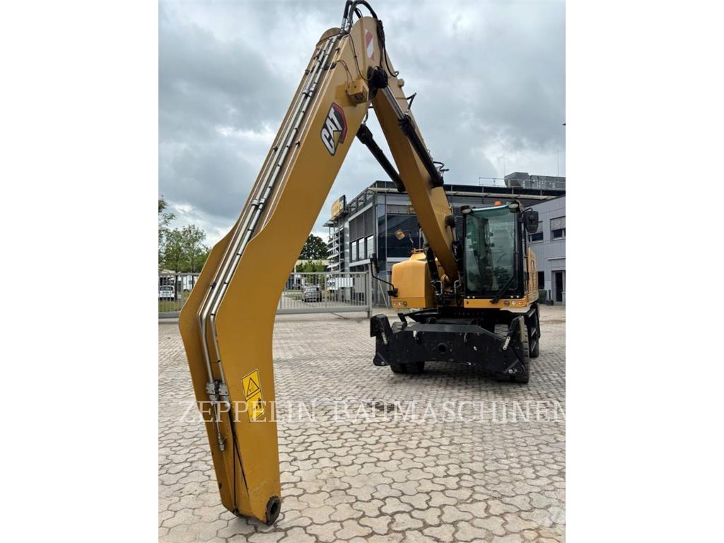 CAT MH3022-06C Demolition excavators