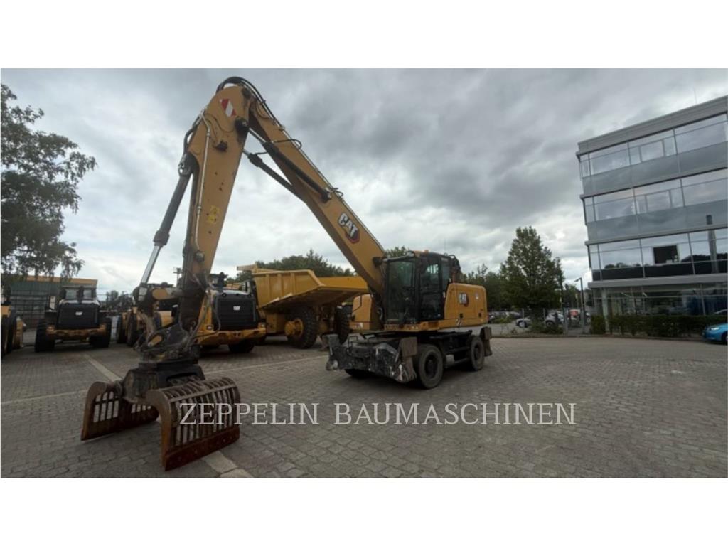 CAT MH3022-06C Demolition excavators