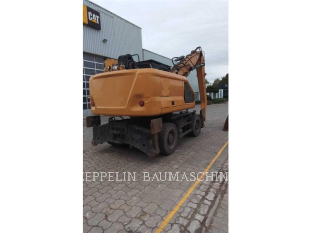 CAT MH3022-07A Demolition excavators