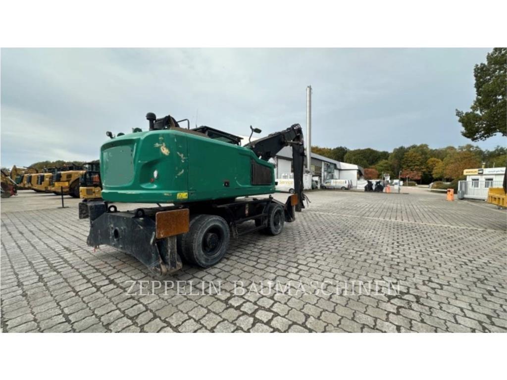 CAT MH3024-06C Demolition excavators