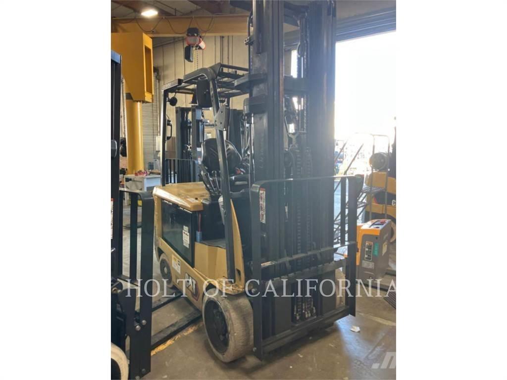 CAT MITSUBISHI EC30LN3 Electric forklift trucks