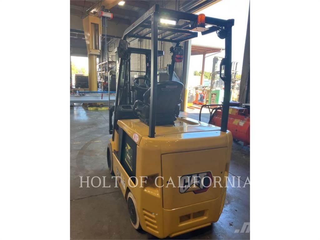 CAT MITSUBISHI EC30N3 Electric forklift trucks