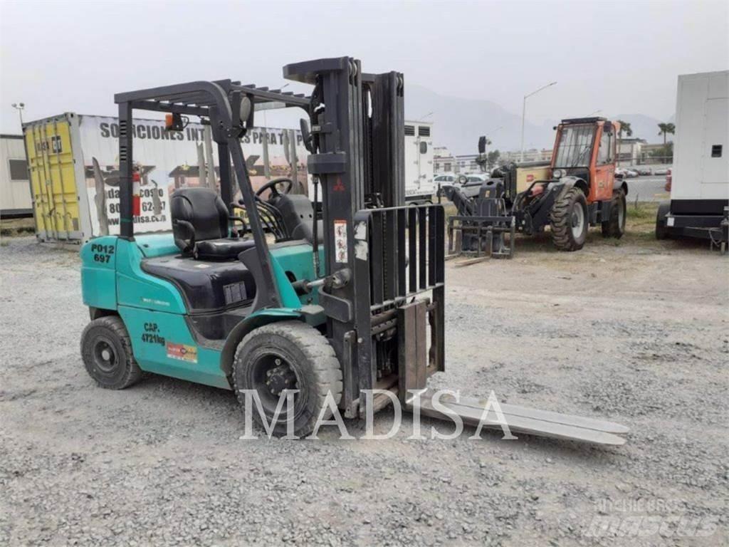 CAT MITSUBISHI FD30NM5 Forklift trucks - others
