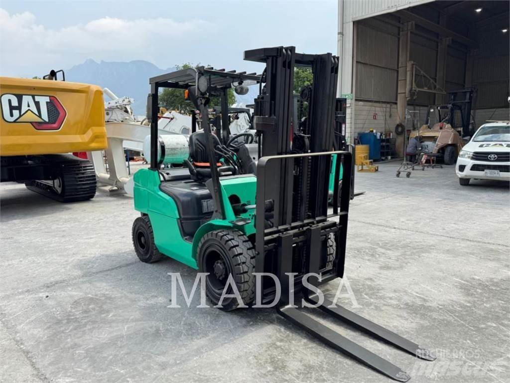 CAT MITSUBISHI FG30N-LP Forklift trucks - others