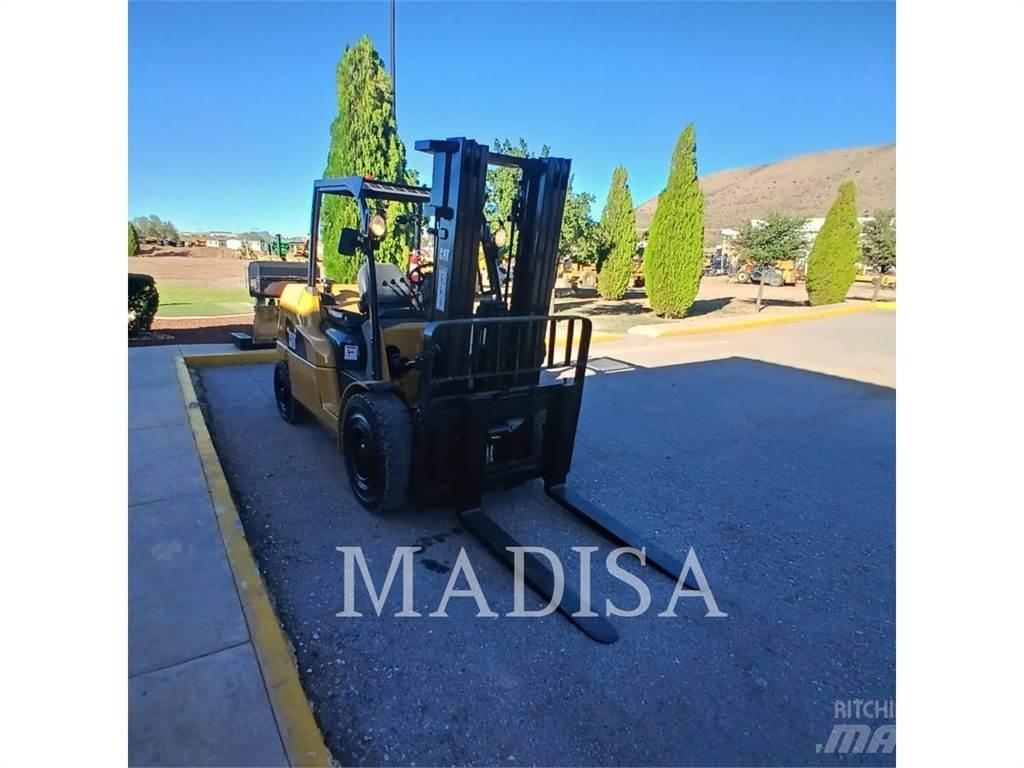 CAT MITSUBISHI PD11000 Diesel trucks