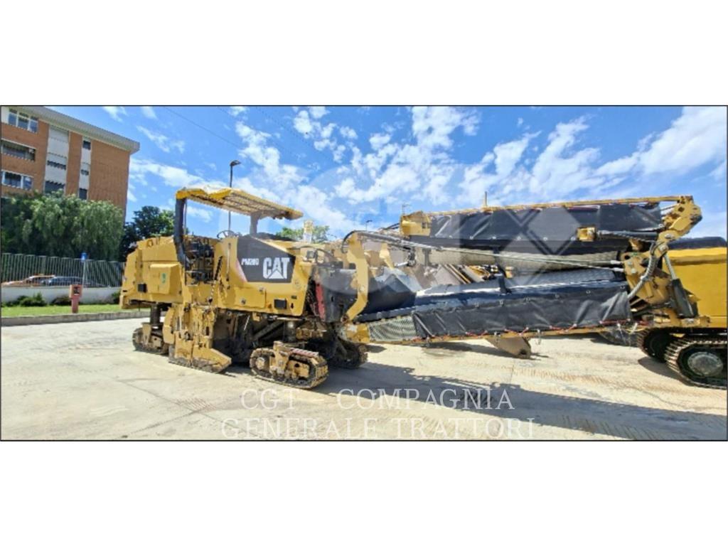 CAT PM200 Asphalt cold milling machines
